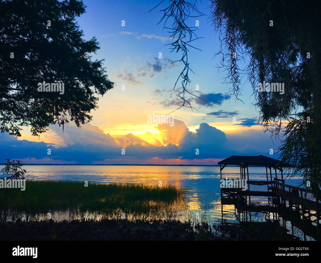 Lake Eustis, Florida bei Sonnenuntergang Stockfoto