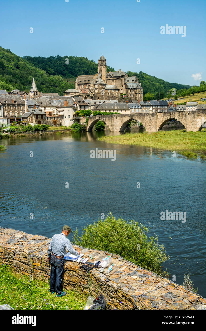 Estaing, beschriftete Les Plus Beaux Dörfer de France, Lot-Tal, Aveyron, Midi-Pyrénées, Frankreich Stockfoto