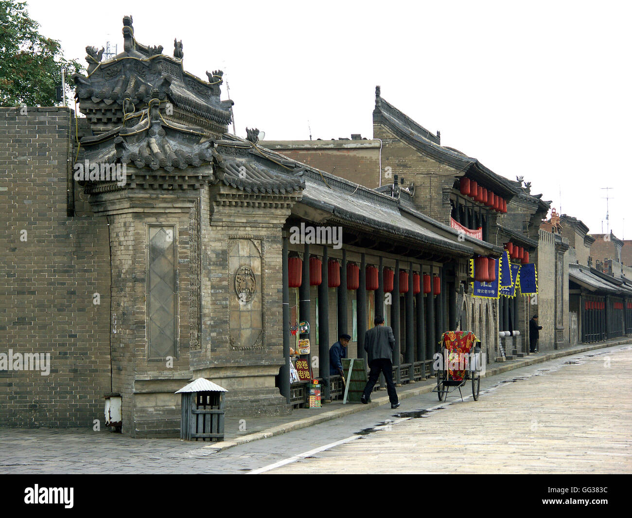 Eine Hauptstraße im Herrenhaus von Chang. eine große Villa mit über 4000 Zimmer während der & Qing Ming-Zeit in Yuci, Shanxi, China. Stockfoto