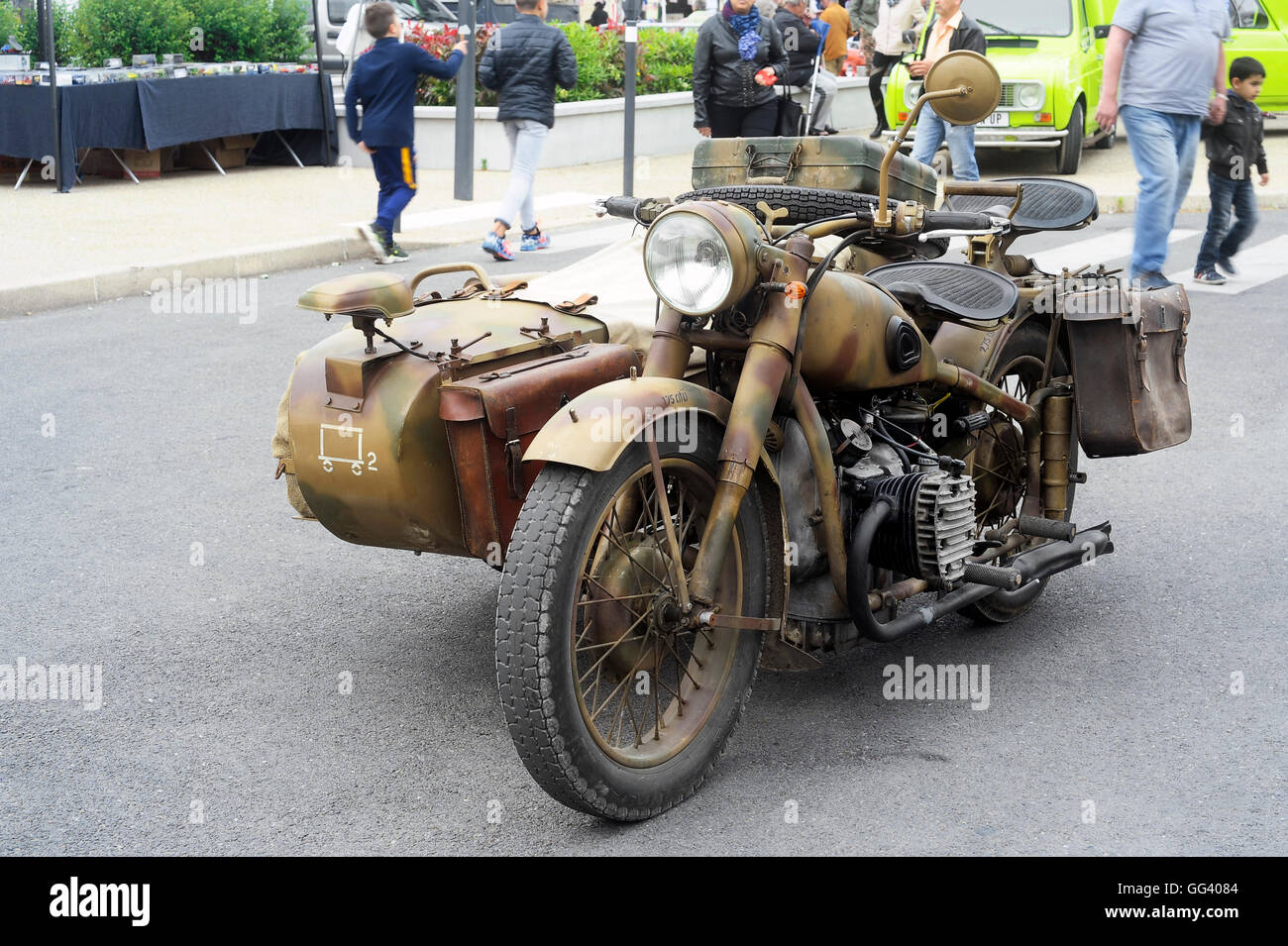 militärische Motorrad des letzten Weltkriegs ausgesetzt, eine Versammlung der amerikanischen Motorrädern im französischen Département Gard. Stockfoto