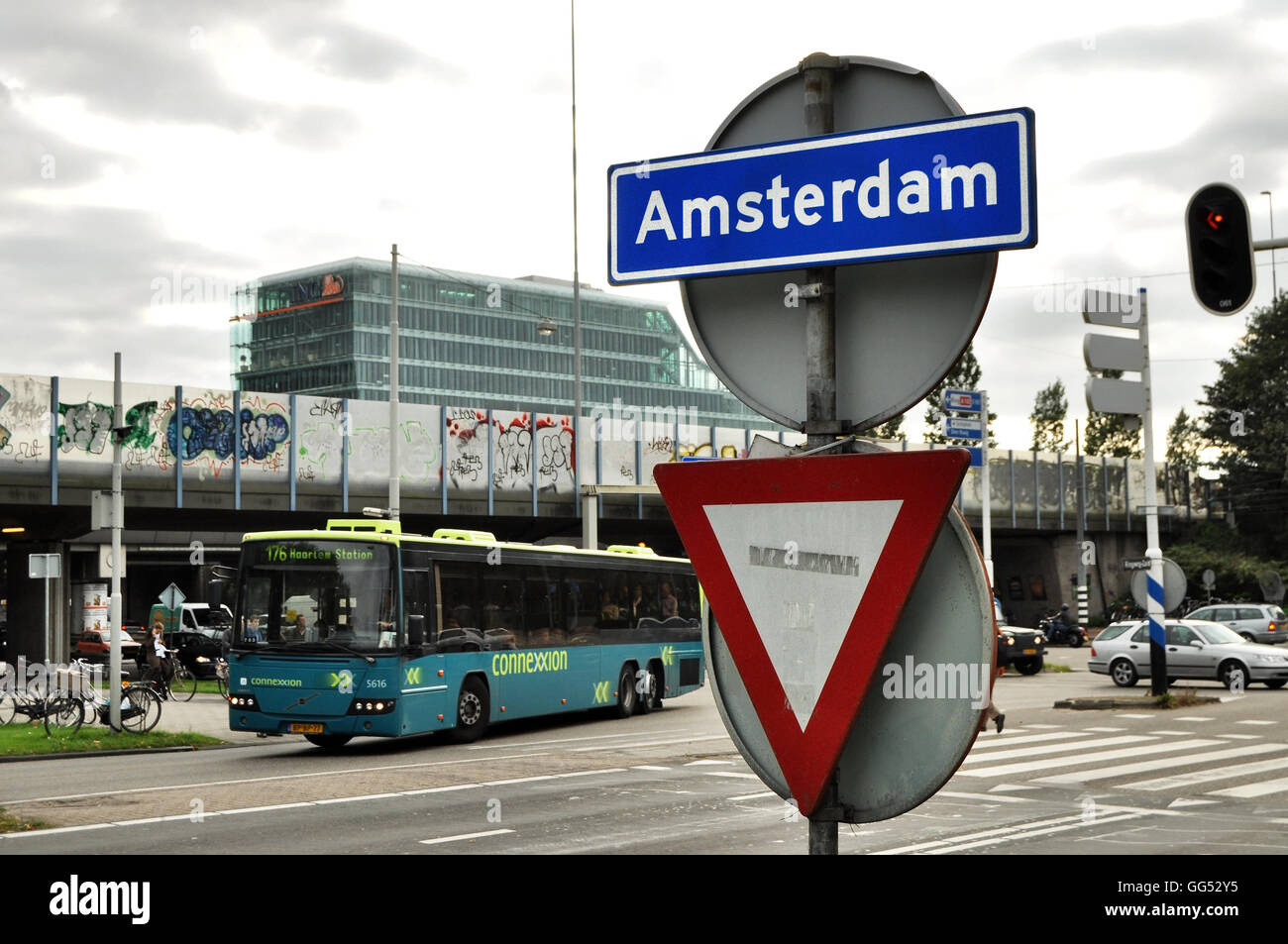 Ortsschild: Amsterdam Stockfoto