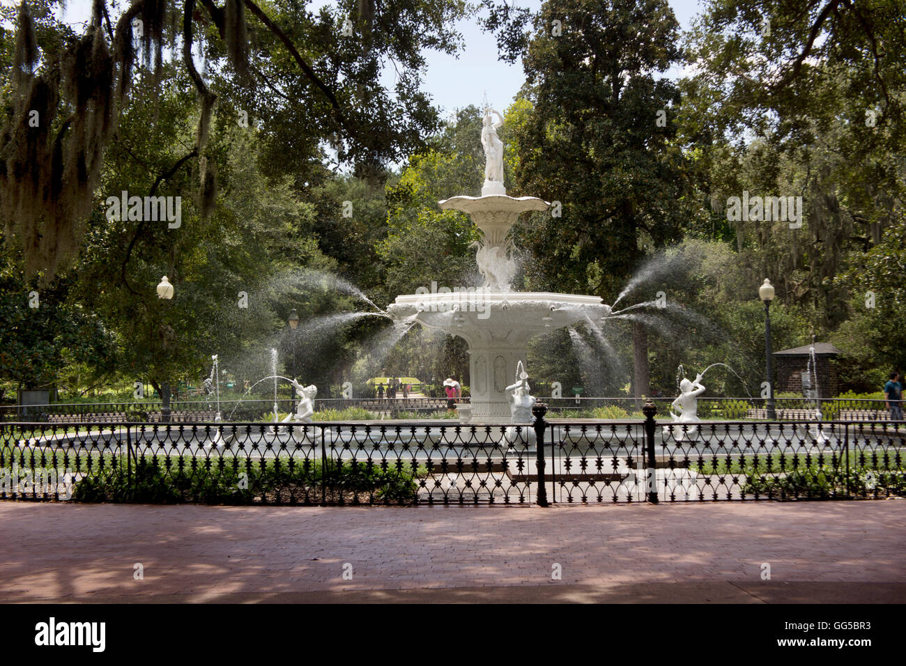 Forsyth Park und Brunnen im historischen Savannah, Georgia. Stockfoto