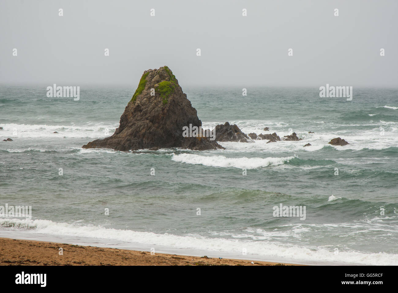 Blick vom Black Rock Beach, Widemouth Bay, North Cornwall, England Stockfoto