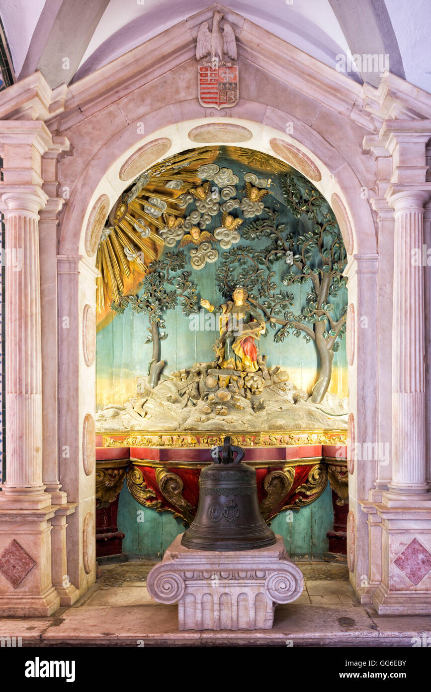 Altar und Gemälde, Convento de Nossa Senhora da Conceição, regionale Museum Dona Leonor, Beja, Alentejo, Portugal Stockfoto