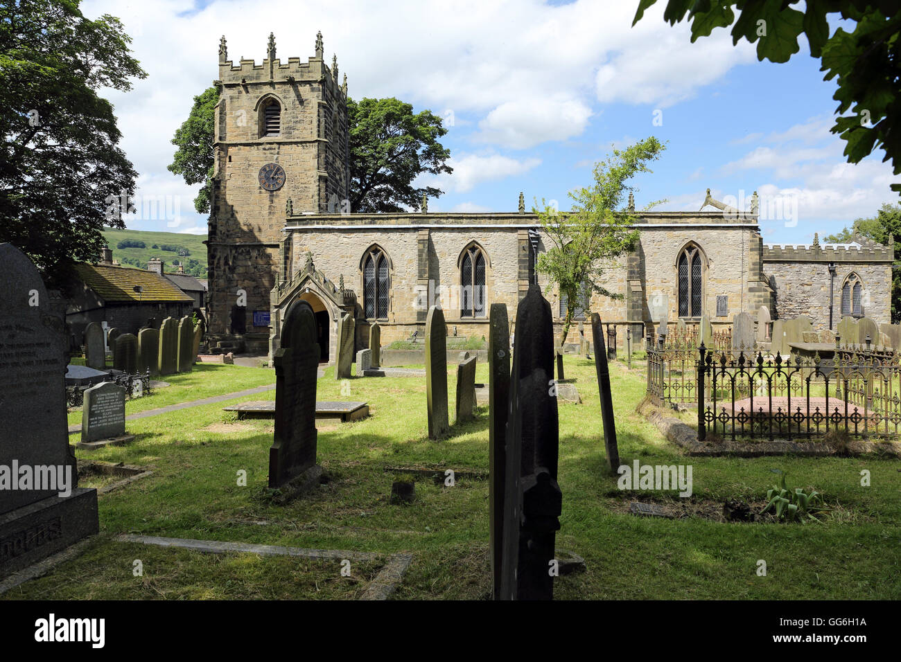 Pfarrei Kirche St. Edmund, Castleton, Peak District, Derbyshire, England, Vereinigtes Königreich. Stockfoto