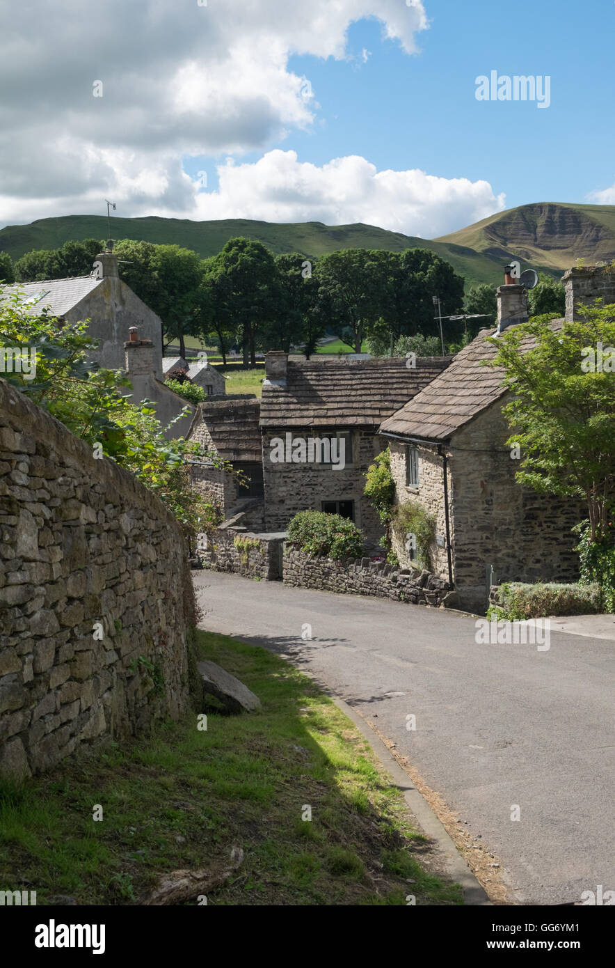 Ferienhäuser am Castleton, Peak District National Park, UK Stockfoto