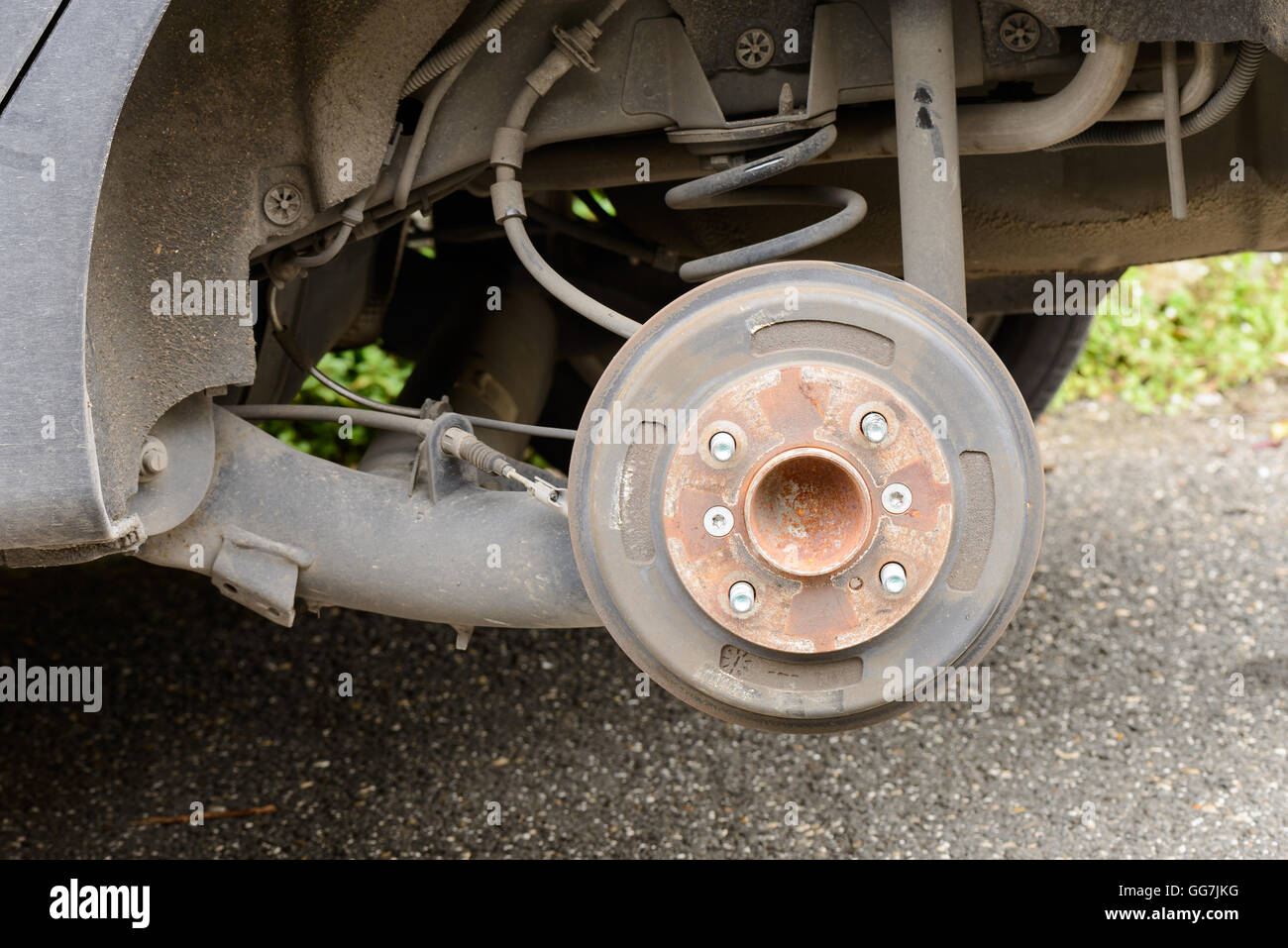 Rückseite des Auto Bremsen und Stoßdämpfer Stockfoto