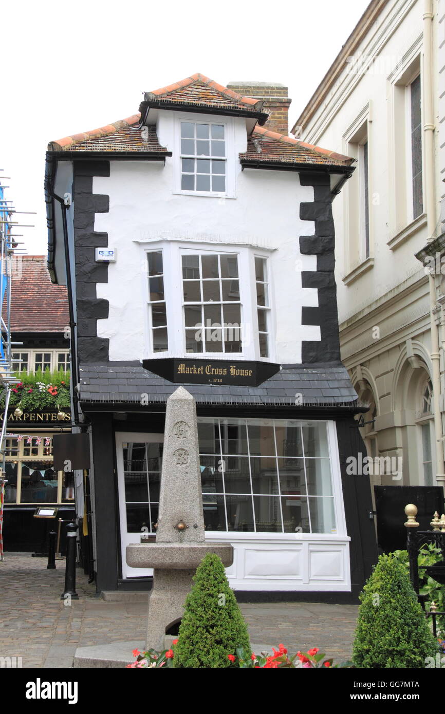 Markt Kreuz (schiefe Haus), High Street, Windsor, Berkshire, England, Großbritannien, Deutschland, UK, Europa Stockfoto