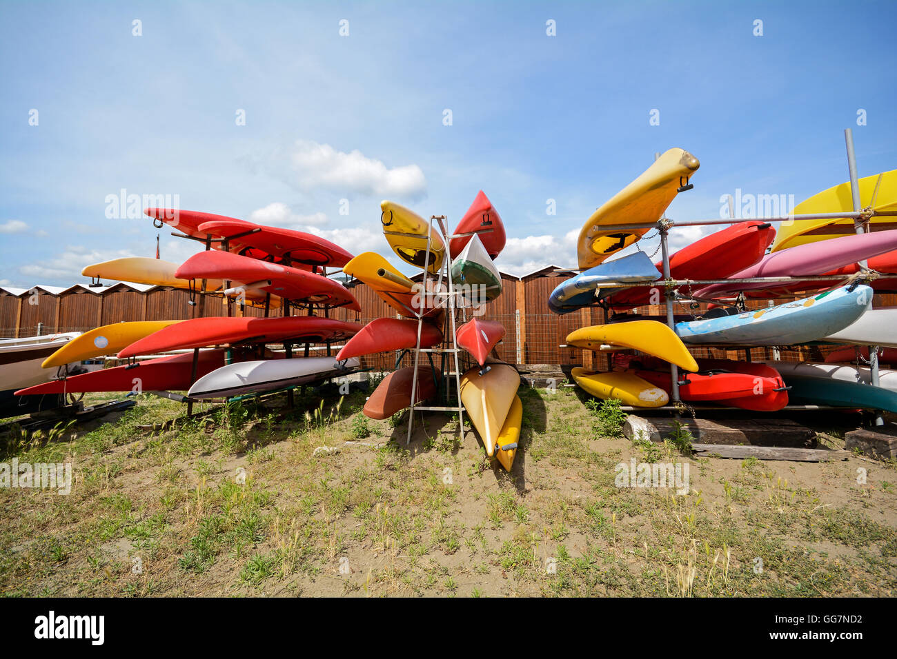 Kanu-Boote auf den Strand von Sestri Levante, Italien Europa Stockfoto