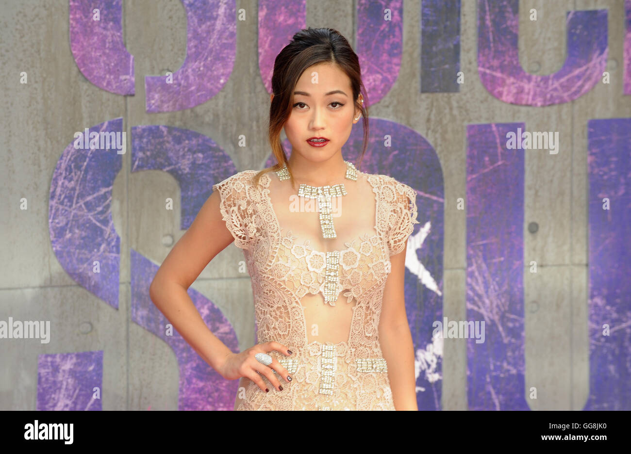 London, UK. 3. August 2016. Karen Fukuhara besucht die Europäische Premiere von "Suicide Squad" im Odeon Leciester Square. Bildnachweis: Ferdaus Shamim/ZUMA Draht/Alamy Live-Nachrichten Stockfoto