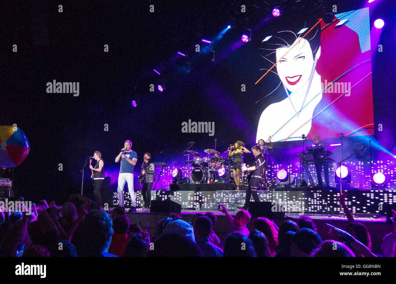 San Diego, CA, USA. 2. August 2016. 2. August 2016 führt - San Diego, Kalifornien, USA - Sänger Simon Le Bon der Band Duran Duran bei einem Konzert während ihrer Papier-Götter-Tour. © KC Alfred/ZUMA Draht/Alamy Live-Nachrichten Stockfoto