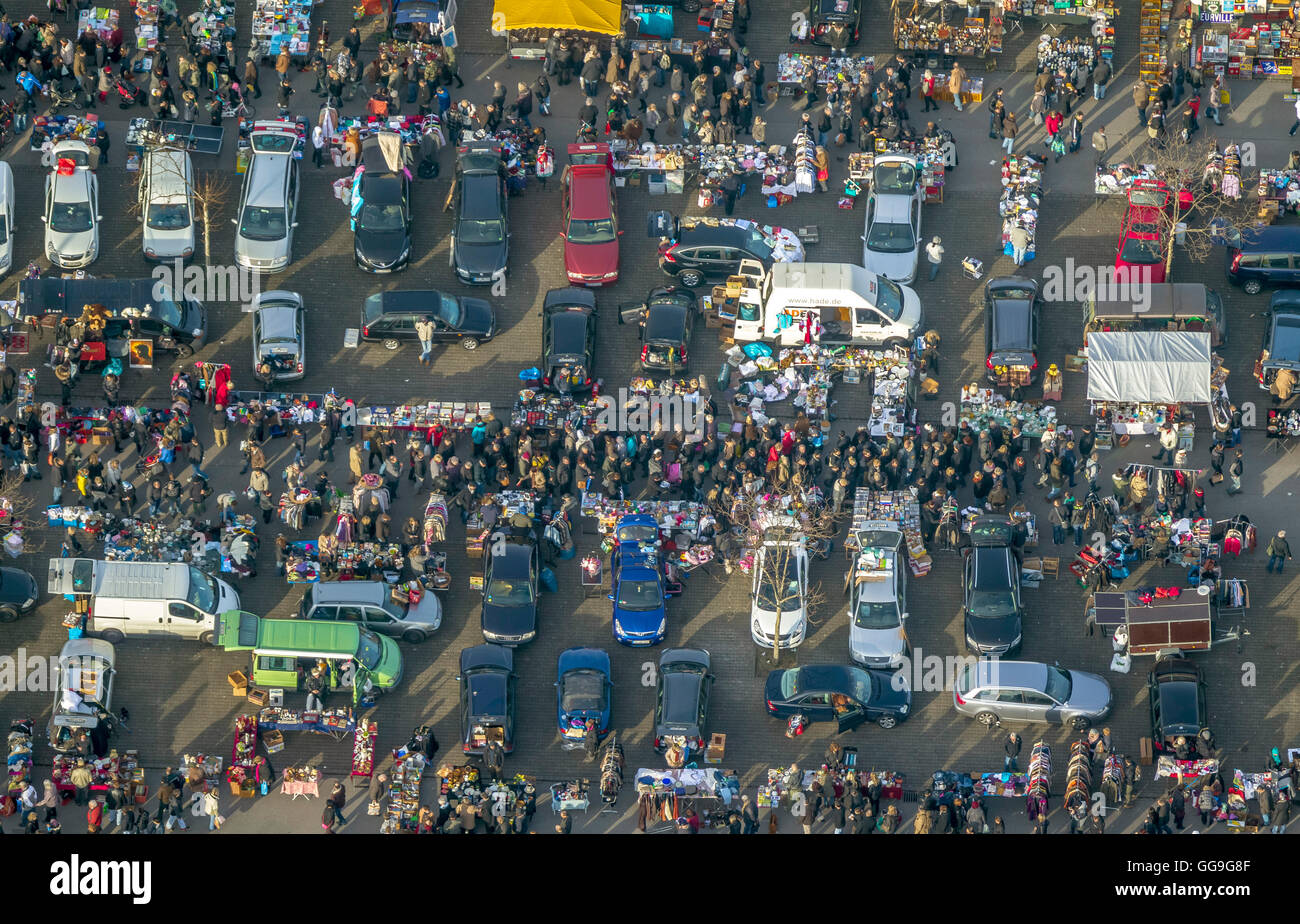 Sunday flea market Fotos und Bildmaterial in hoher Auflösung Alamy