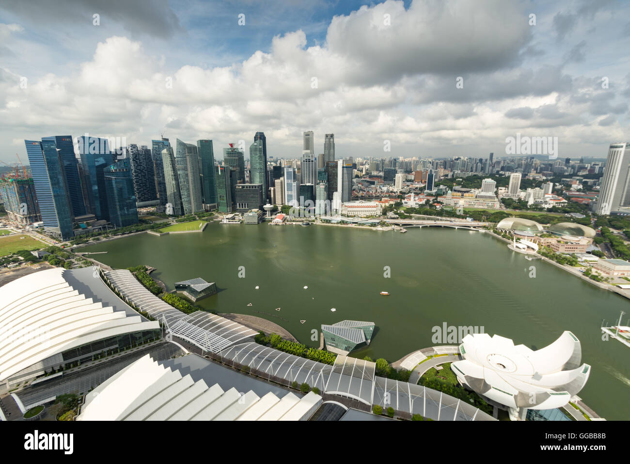 Skyline von Singapur und Blick auf die Marina Bay 2016 Stockfoto
