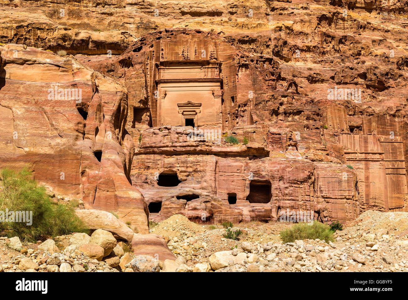 Aneisho Grab in Petra. UNESCO-Weltkulturerbe in Jordanien Stockfoto