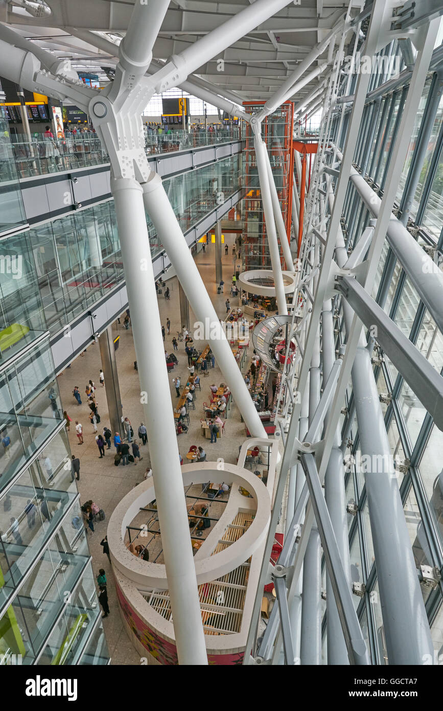 Terminal 5 Heathrow-Architektur, Gebäude aus Metall, Stahl, Unterstützung Stockfoto