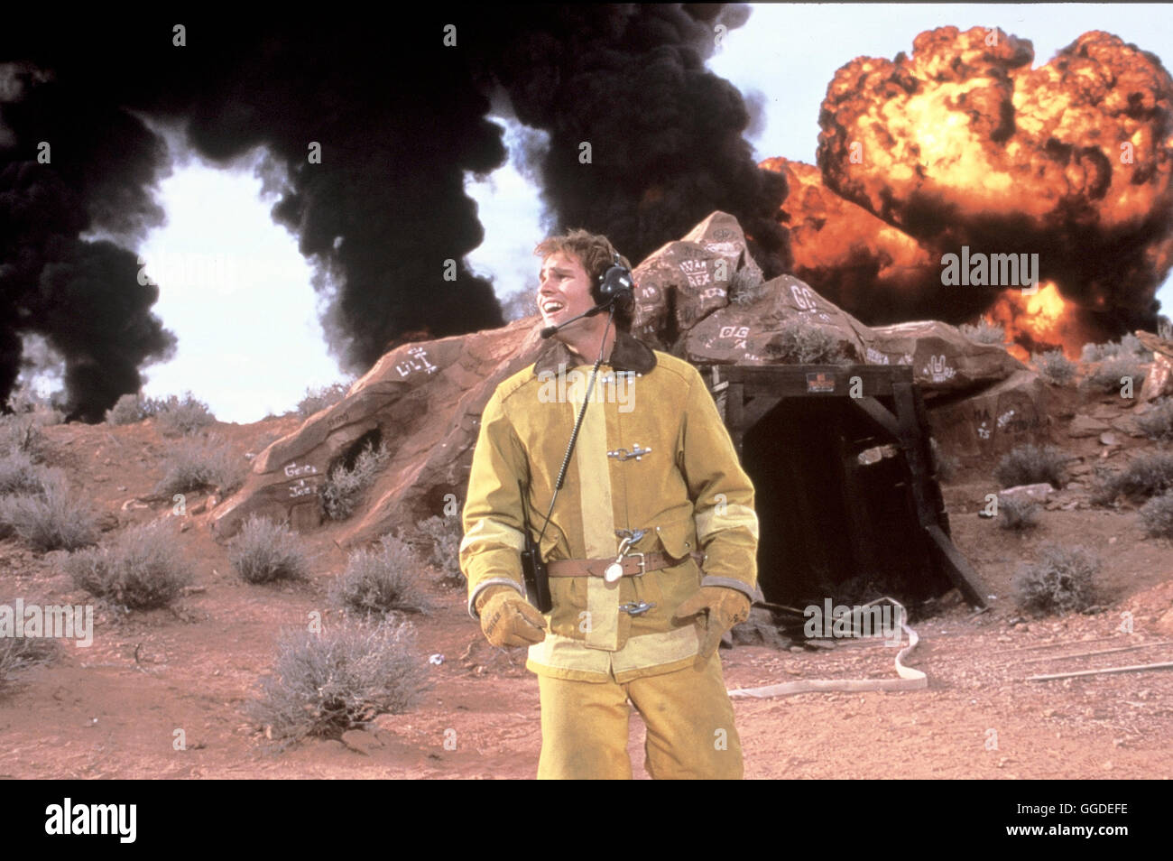 Entwicklung / Evolution USA 2000 / Ivan Reitman In der Wüste Arizonas Schlägt Mit Voller Wucht Ein Meteorit Ein. Sterben Sie Wissenschaftler Ira Kane, Allison Reed, Wayne Green (SEANN WILLIAM SCOTT) Und Harry Block hielten Den Weltraumkoloss Erforschen. Studienabschnitte Ihrer Arbeit eine Dem Meteoriten Wird Harry Block von Einer Ausserirdischen Lebensform als Wirt Missbraucht, um von Ihm aus Höhle Siegeszug der Aliens Auf der Erde Zu Starten... Regie: Ivan Reitman aka. Evolution Stockfoto