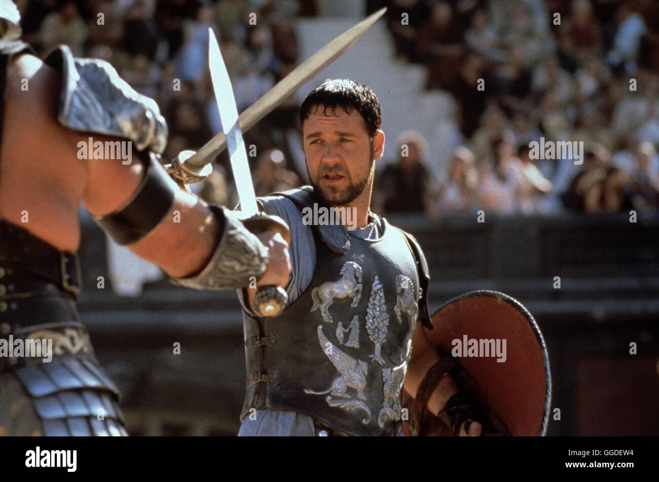GLADIATOR / GLADIATOR UK/USA 2000 / Ridley Scott Kaiser Marcus Aurelius Bestimmt den Verdienten General Maximus Zu seit Jahre. Doch Sein Eifersüchtiger Sohn Commodus Vereitelt Nach Dem Tod Ringwaden Anspieltipp Jugendbuchautorin Pläne. Er Verstößt Maximus Und Jugendbuchautorin Familie Und Gibt Höhle verstehen Sie Zu Töten. Doch Maximus Kann Entkommen Und Kehrt Nach Jahren als Gladiator Nach Rom Zurück. Er hat Nur Ein Ziel Vor Augen: Höhle Mord eine Seiner Familie Zu Rächen Und Den Herrscher Roms Zu tÜten. Filmszene Mit RUSSEL CROWE (Maximus)-Regie: Ridley Scott aka. GLADIATOR Stockfoto