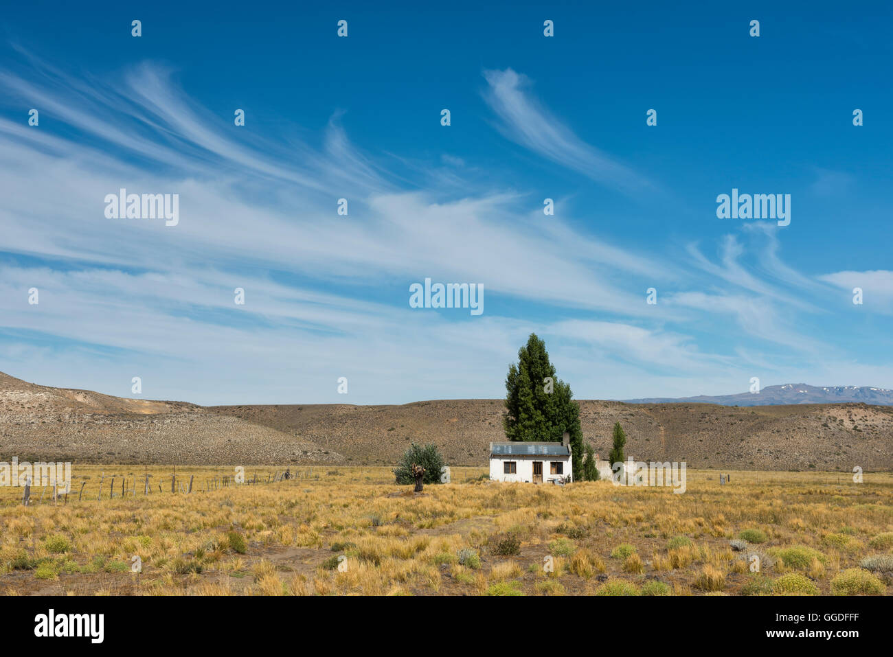 Südamerika, Chubut, Argentinien, Patagonien, Haus in der Pampa Stockfoto