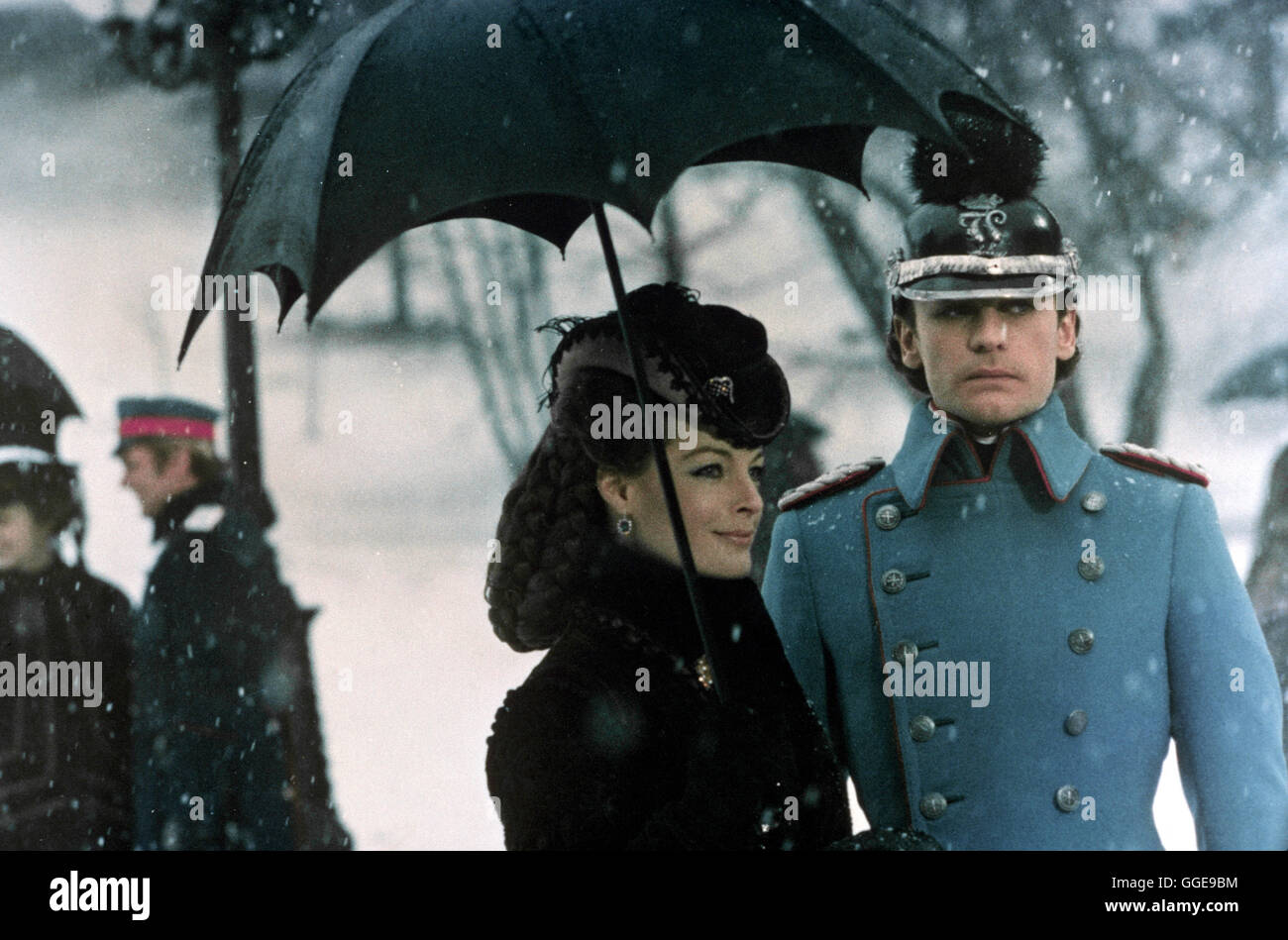 LUDWIG II / Le Crepuscule De Dieux BRD/ITL/FRA 1972 / Luchino Visconti Ludwig II. (HELMUT BERGER) Und Elisabeth von Österreich (ROMY SCHNEIDER). Regie: Luchino Visconti aka. Le Crepuscule De Dieux Stockfoto