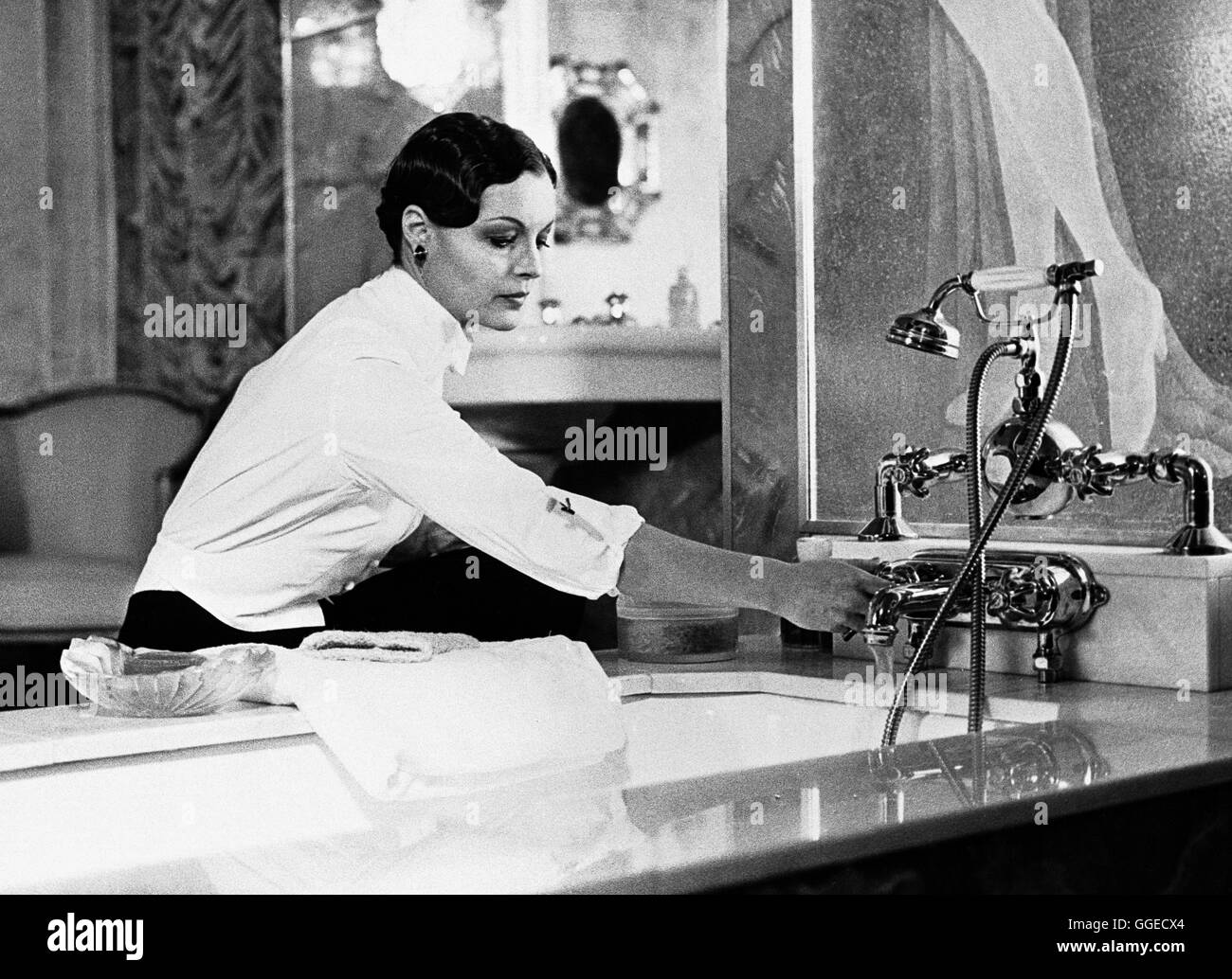 BANKIERSFRAU sterben / La Banqui re FRA 1980 / Francis Girod Szene Mit ROMY SCHNEIDER als Emma Eckhert. Regie: Francis Girod aka. La Banqui re Stockfoto