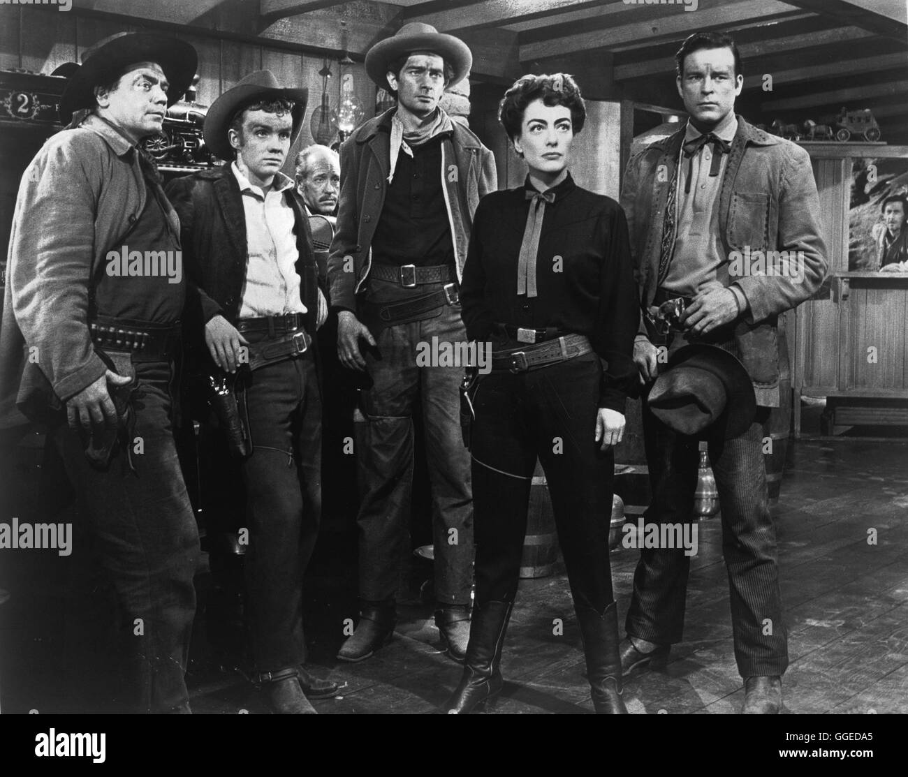 JOHNNY GUITAR / Johnny Guitar USA 1954 / Nicholas Ray Szene Mit, ERNEST BORGNINE, JOAN CRAWFORD, JOHN CARRADINE / Regie: Nicholas Ray aka. Johnny Guitar Stockfoto