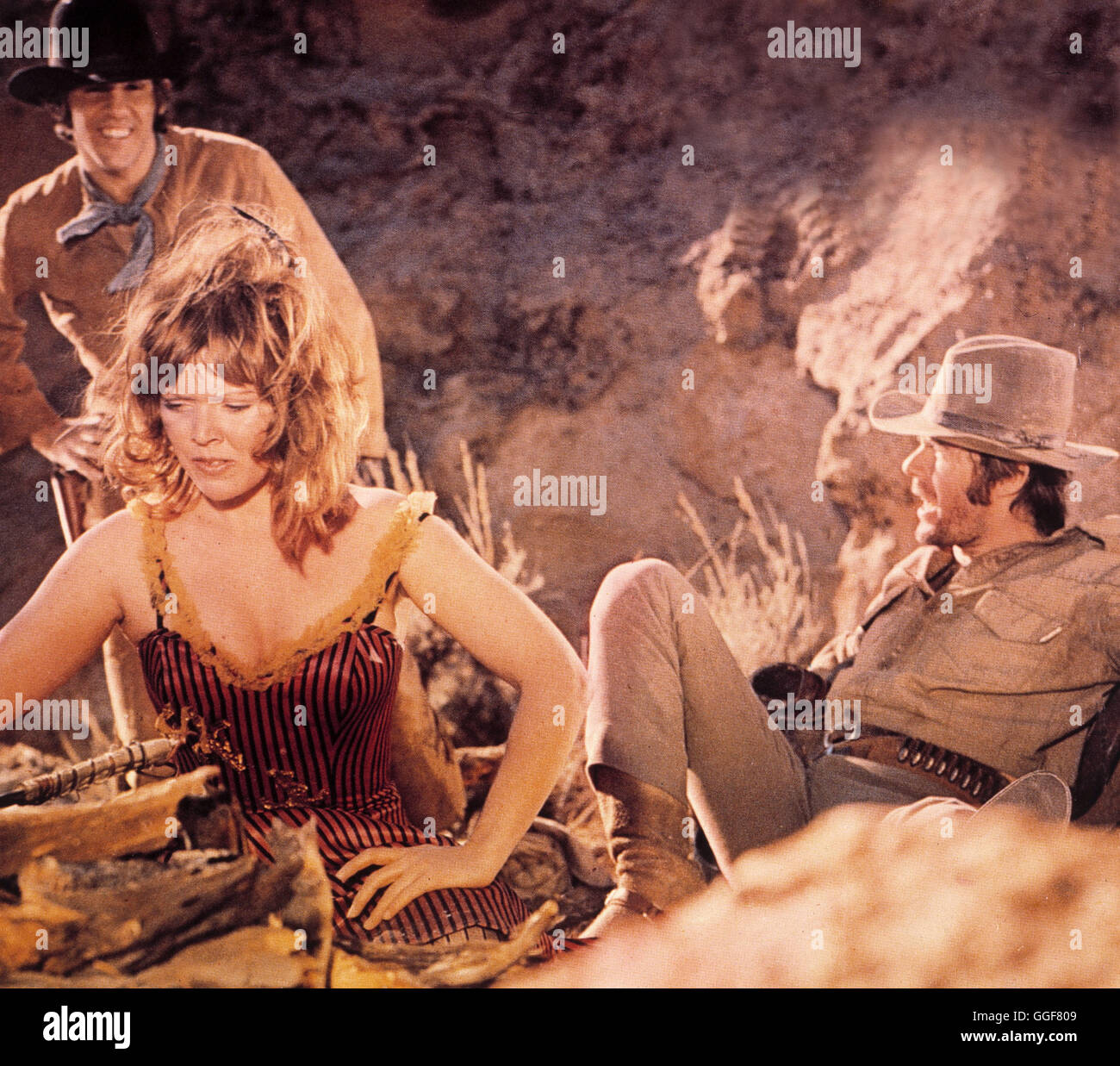 SHOOT OUT - ABRECHNUNG IN GUN HILL / Shoot Out USA 1971 / Henry Hathaway JEFF COREY (Soldat), SUSAN TYRELL (Alma), Robert (Bobby Jay) Regie: Henry Hathaway Alias. Shoot Out Stockfoto