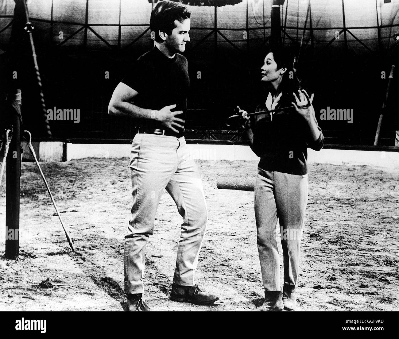 DIE NÄCHTE MIT NANCY / die Hauptattraktion GB 1962 / Daniel Petrie PAT BOONE, NANCY KWAN in "Die Hauptattraktion", 1962.  Regie: Daniel Petrie aka. Die Hauptattraktion Stockfoto