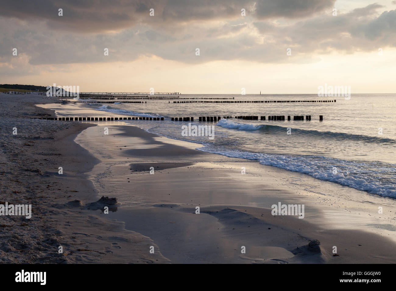 Geographie/Reisen, Deutschland, Mecklenburg-Vorpommern, Graal-Mueritz, Ostsee Küste bei Sonnenuntergang, Additional-Rights - Clearance-Info - Not-Available Stockfoto