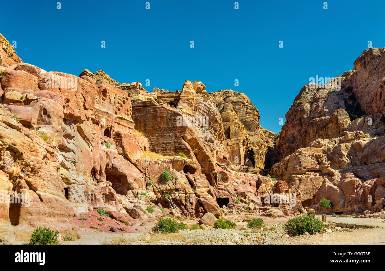 Blick auf alte Ruinen von Petra Stockfoto