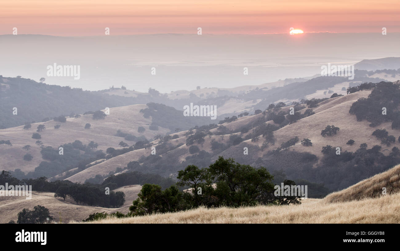 Sonnenuntergang über der Bucht von San Francisco South Stockfoto