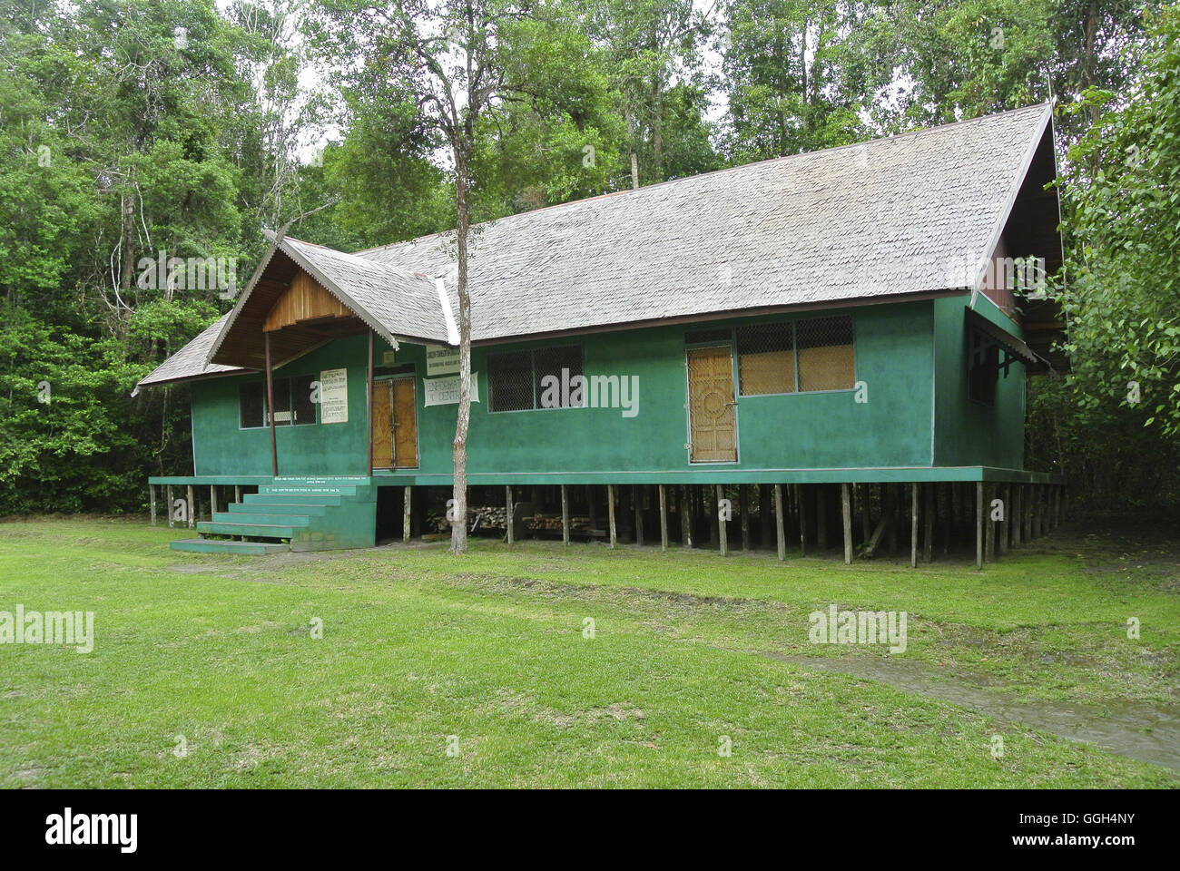 Informationszentrum in Tanjung Putting-Nationalpark, Indonesien. Das Hotel liegt im südöstlichen Teil von West Kotawaringin Regency in th Stockfoto