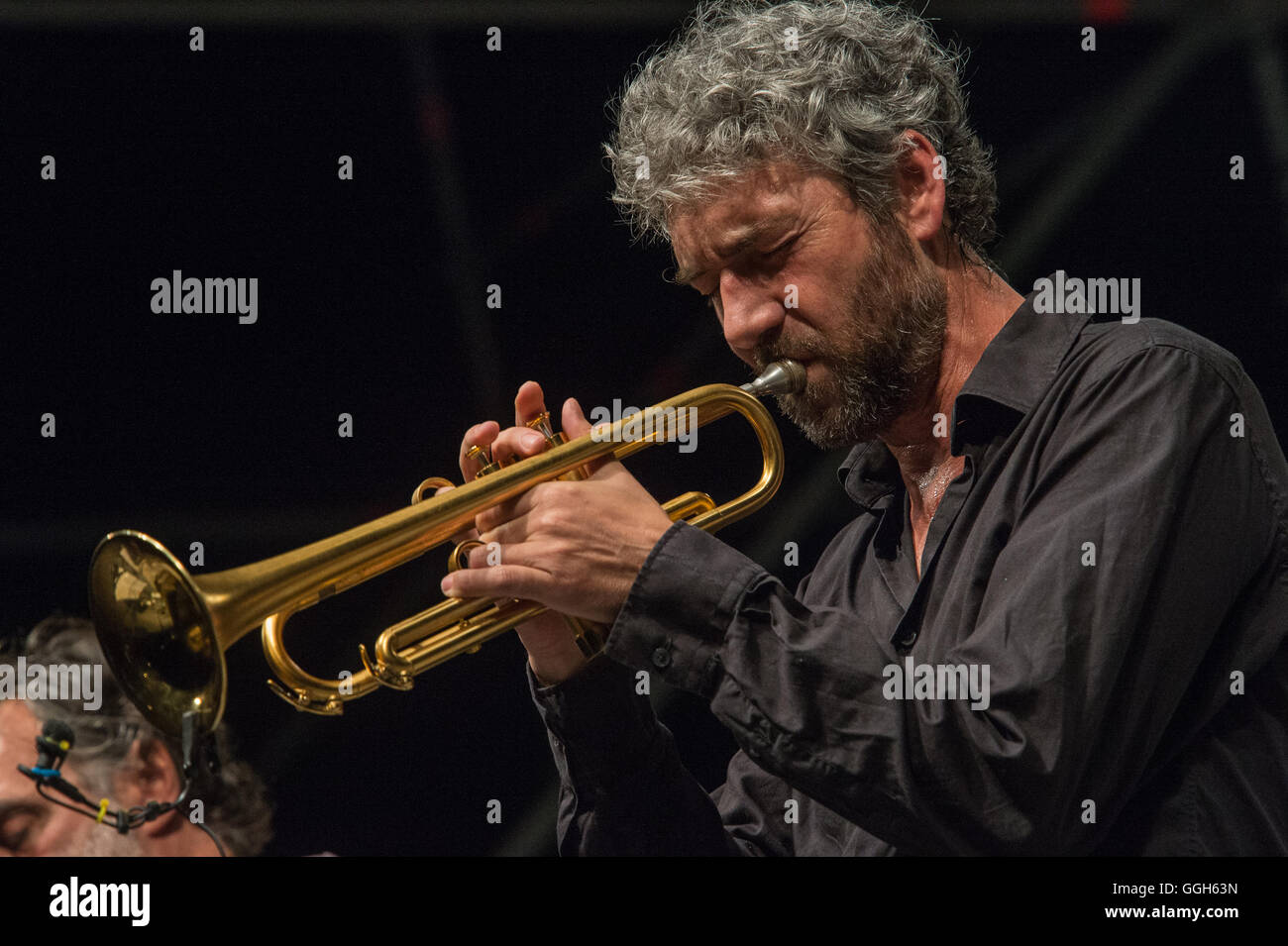 Rom, Italien. 5. August 2016. Italienischer Posaunist mit seiner Band präsentiert live auf der Bühne im Casa del Jazz in Rom beim Festival "Sommer 2016" sein neueste Projekt "Nu". © Leo Claudio De Petris/Pacific Press/Alamy Live-Nachrichten Stockfoto