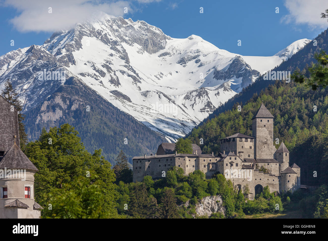 Geographie/Reisen, Italien, Südtirol, Schloss Taufers in Sand in Taufers, Additional-Rights - Clearance-Info - Not-Available Stockfoto
