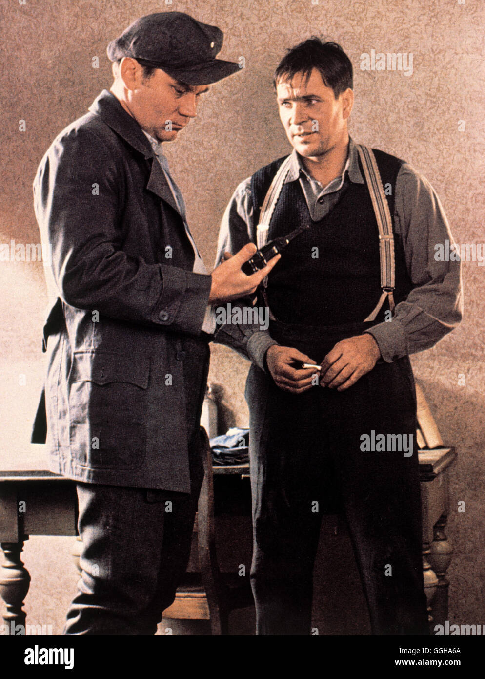 AUS EINEM DEUTSCHEN LEBEN / BRD 1977 / Theodor Kotulla GÖTZ GEORGE (Franz Lang/Rudolf Höß), Rechts Regie: Theodor Kotulla Stockfoto