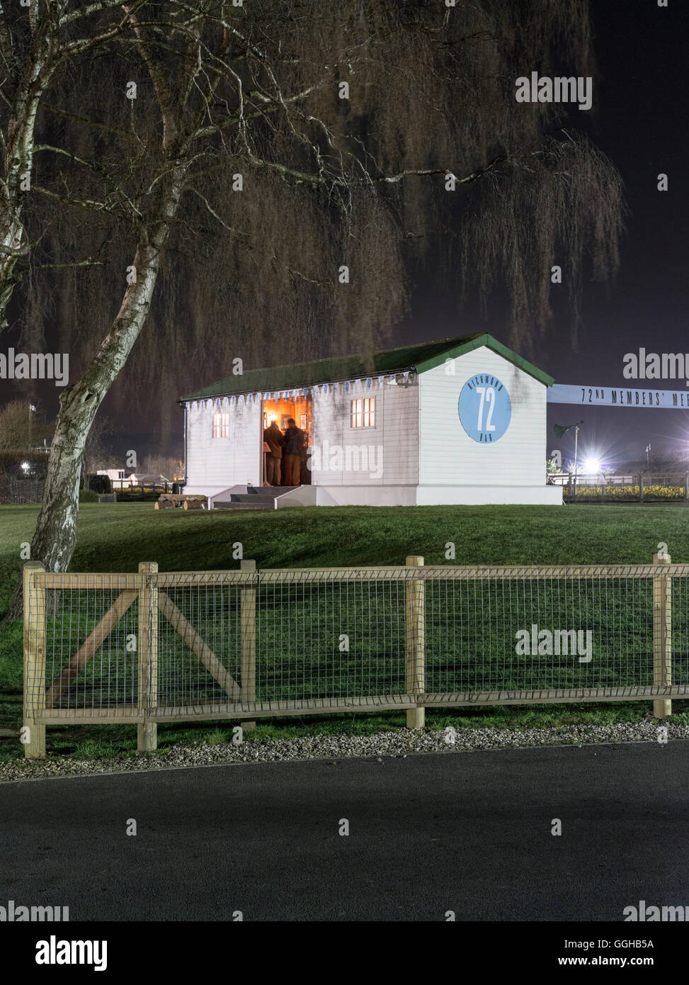 Bar, 72. Mitgliederversammlung, Rennen, Autorennen, Oldtimer, Chichester, Sussex, Vereinigtes Königreich, Großbritannien Stockfoto