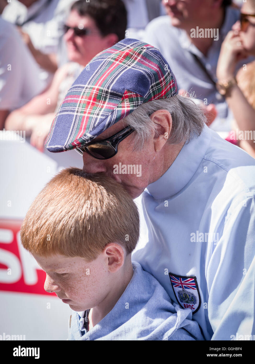 Sir Jackie Stewart und Enkel, Goodwood Festival of Speed 2014, Rennen, Autorennen, Oldtimer, Chichester, Sussex, United Ki Stockfoto