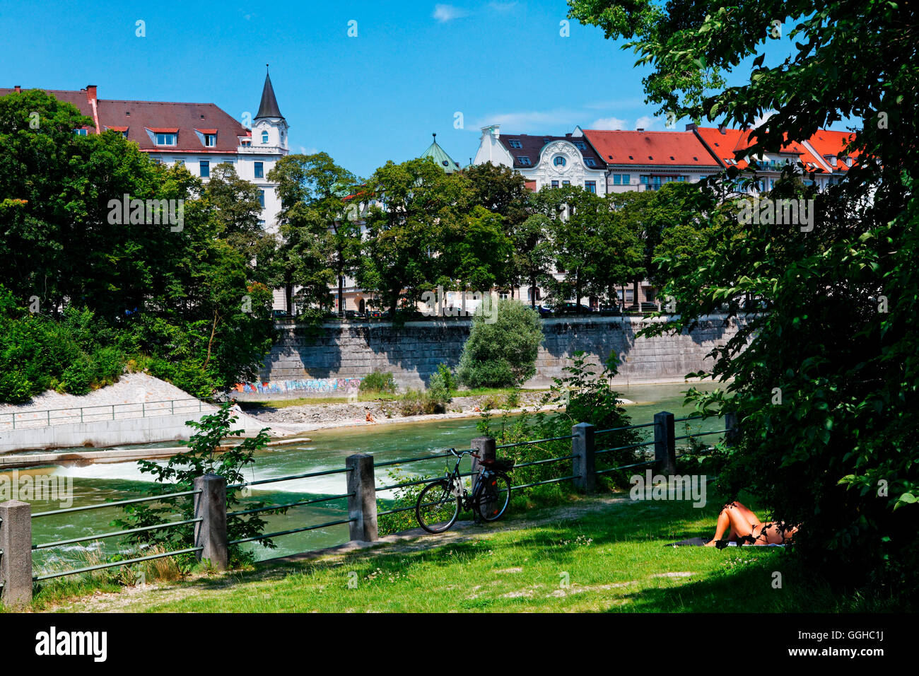 Östlichen Ufer des Fluss Isar, Lehel, München, Upper Bavaria, Bavaria, Germany Stockfoto