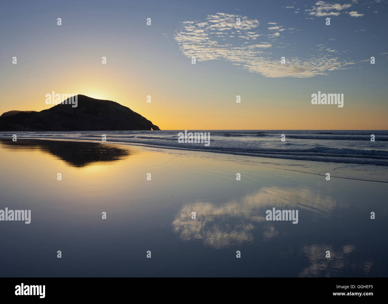 Wharariki Beach, Tasman, Südinsel, Neuseeland Stockfoto