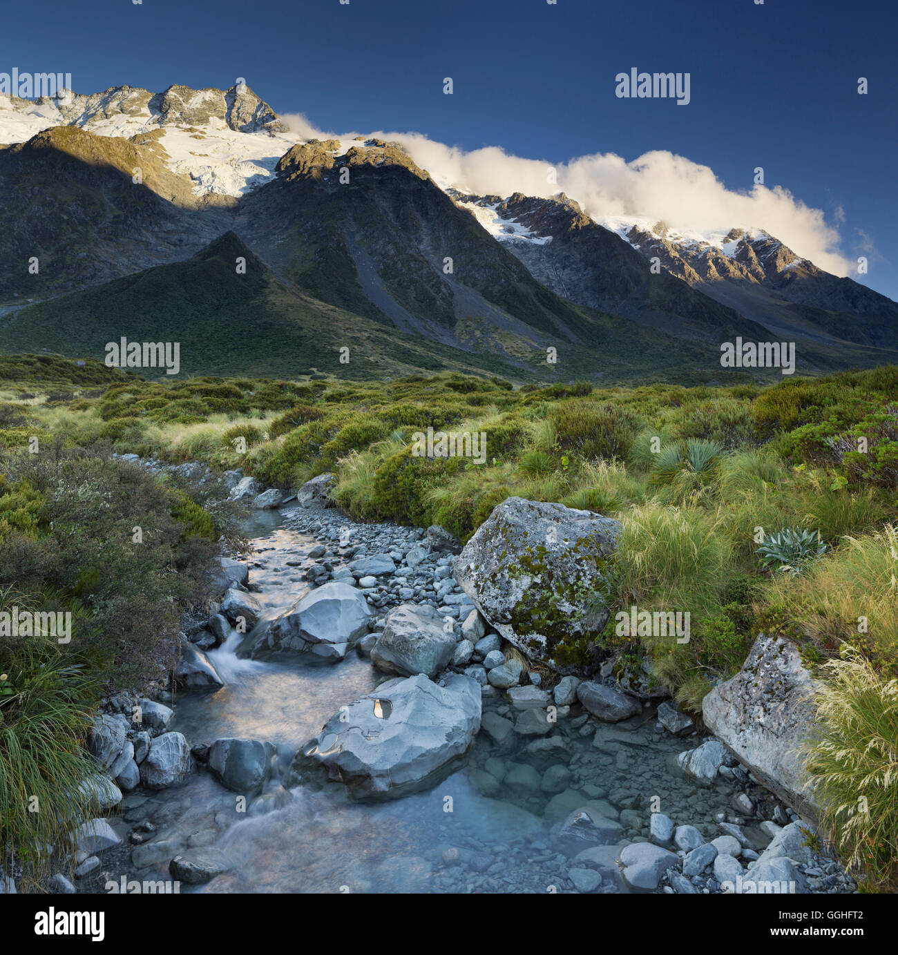 Mount Sefton, Hooker River, Mount Cook Nationalpark, Canterbury, Südinsel, Neuseeland Stockfoto