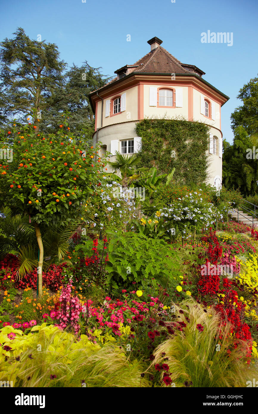 Garten auf der Insel Mainau, Gärtner Turm Ueberlinger See, Bodensee, Bodensee, Baden-Württemberg, Deutschland, Europa Stockfoto