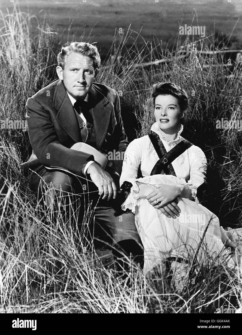 ENDLOS IST DIE PRÄRIE das Meer des Grases USA 1947 - Elia Kazan Oberst J. Brewton (SPENCER TRACY) Und Lutie Cameron (KATHARINE HEPBURN) in Dem Film "Endlos ist Die Prärie" 1947. Regie: Elia Kazan aka. Das Seegras Stockfoto