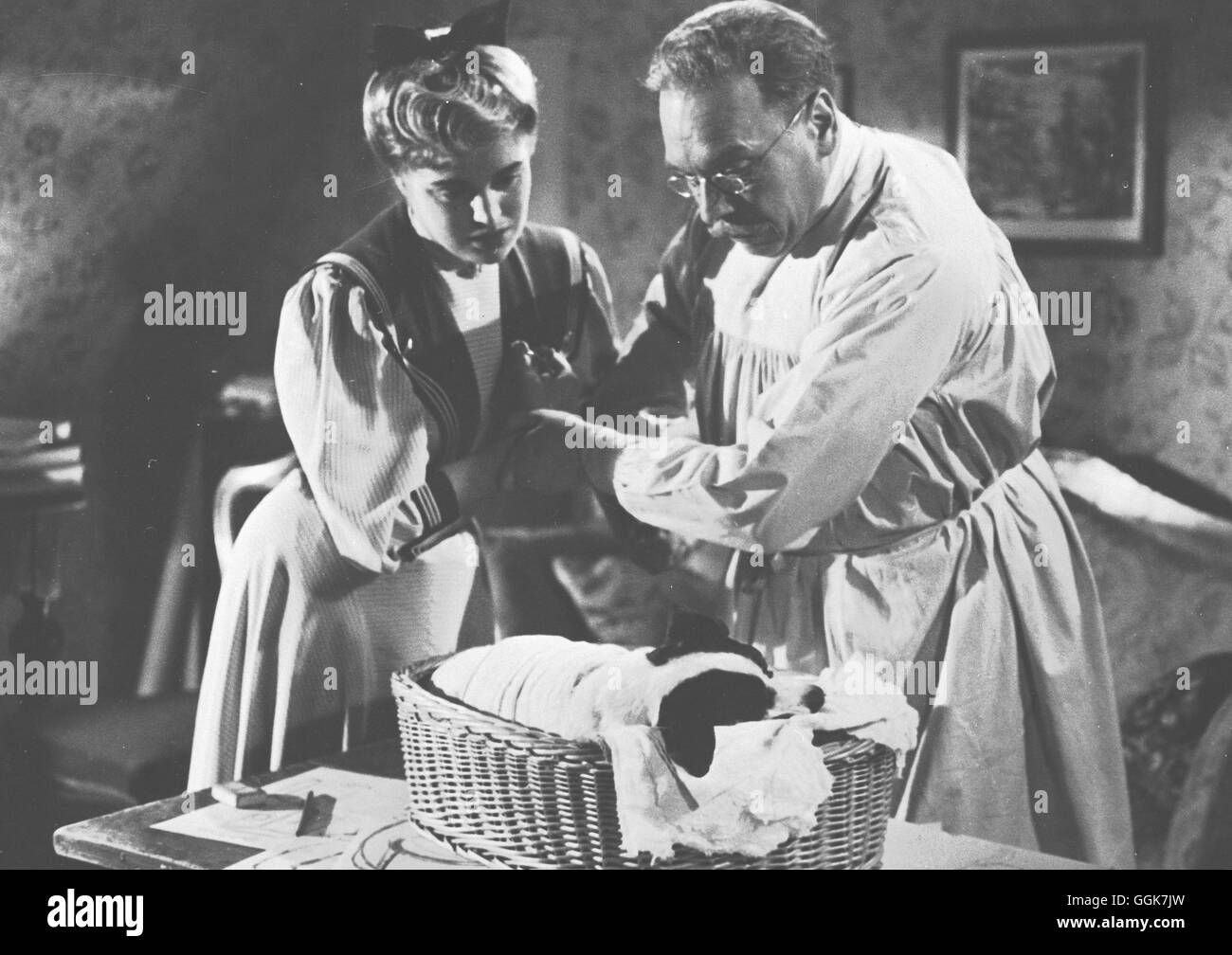 SAUERBRUCH - DAS WAR MEIN LEBEN / D 1954 / Rolf Hansen HEIDEMARIE HATHEYER (Olga Ahrends), EWALD BALSER (Sauerbruch) Regie: Rolf Hansen Stockfoto