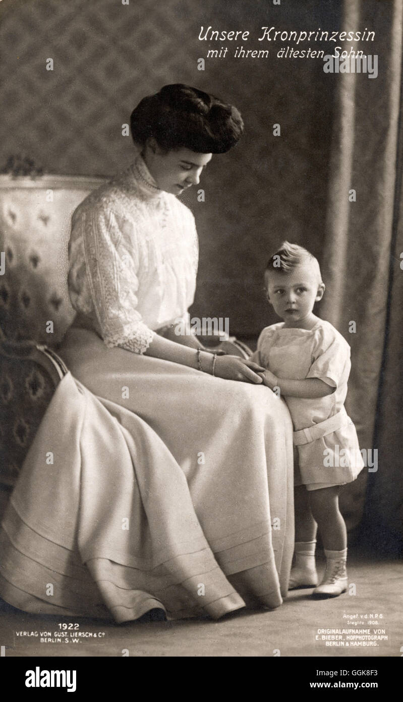 Kronprinzessin Cecilie Mit Dachmarke Sohn Prinz Wilhelm - ca 1907/1908 Preußen Stockfoto