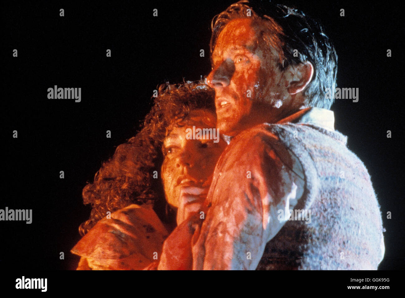 BRAINDEAD / Neuseeland Braindead 1992 / Peter Jackson ELIZABETH MULFAXE (Rita), HARRY SINCLAIR (Roger) Regie: Peter Jackson aka. Braindead Stockfoto