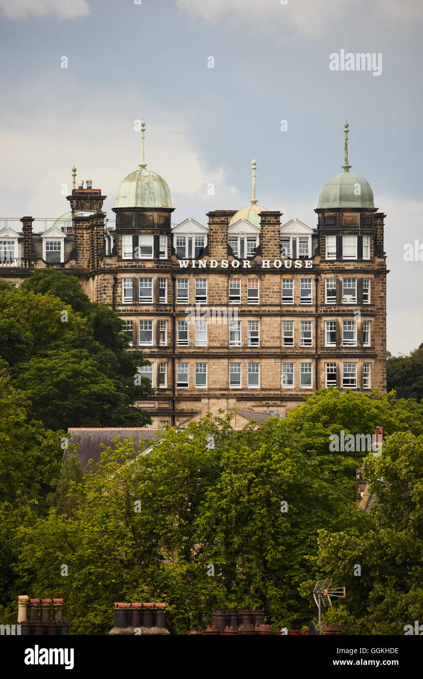 Windsor House Harrogate Yorkshire Wahrzeichen Harrogate Gebäude Stein außen große ziemlich imposant wirkende Bürogebäude Stockfoto