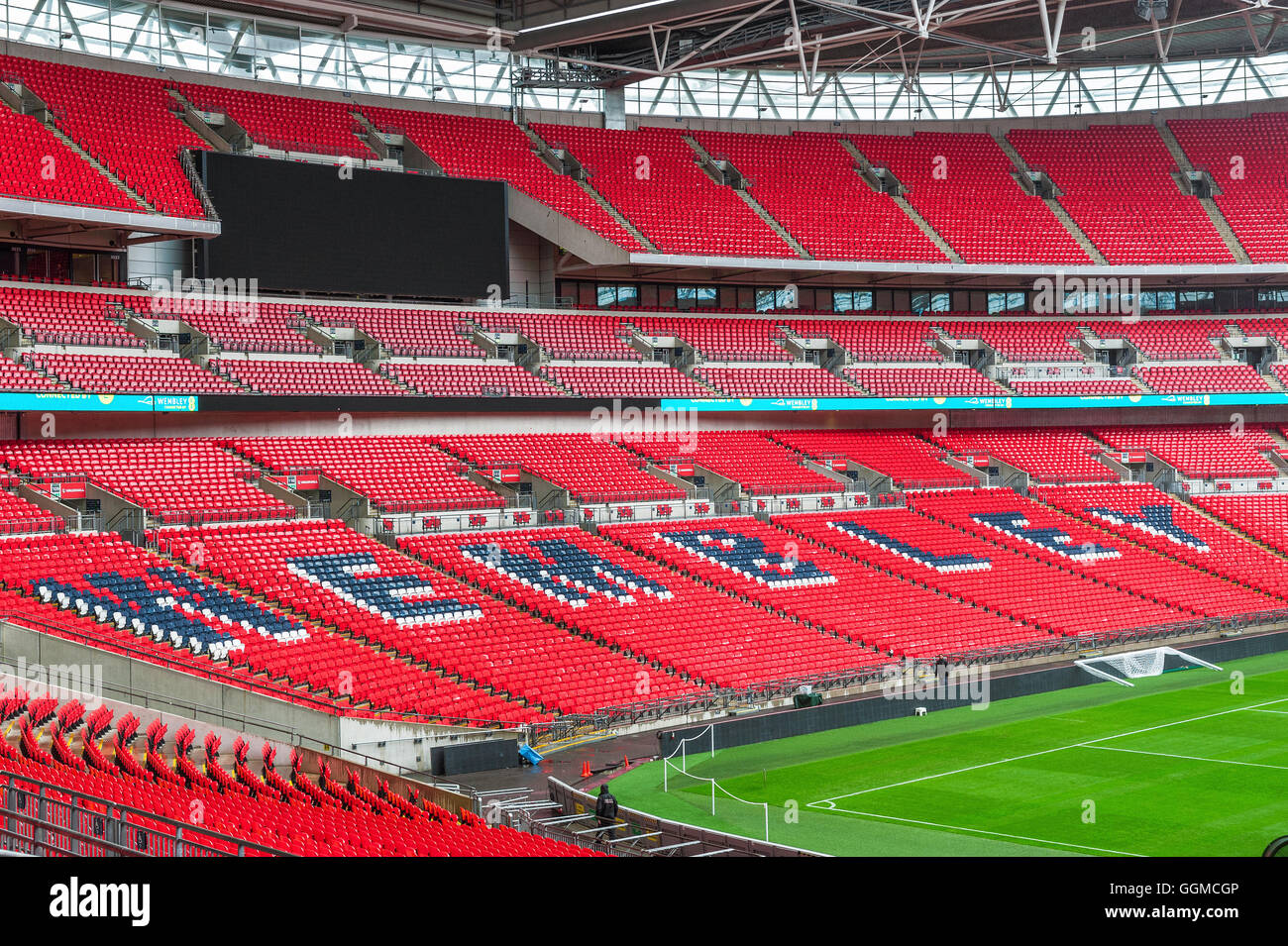 London, Großbritannien - Mai 2016: auf den Tribünen des Wembley-Stadion - Fußball-Arena Stockfoto