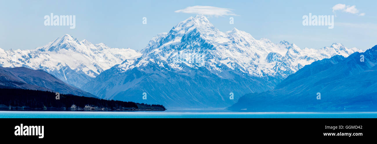 Mount Cook vom Lake Pukaki, Hwy 8 gesehen. Südinsel, Neuseeland Stockfoto