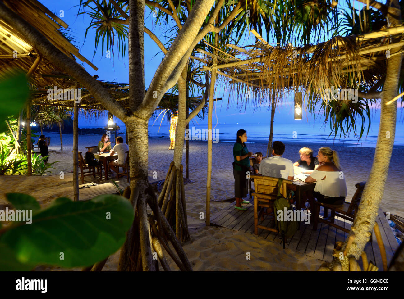Restaurant: Same Same But Different am Kantiang Beach, Ko Lanta, Andamanensee, Thailand, Asien Stockfoto