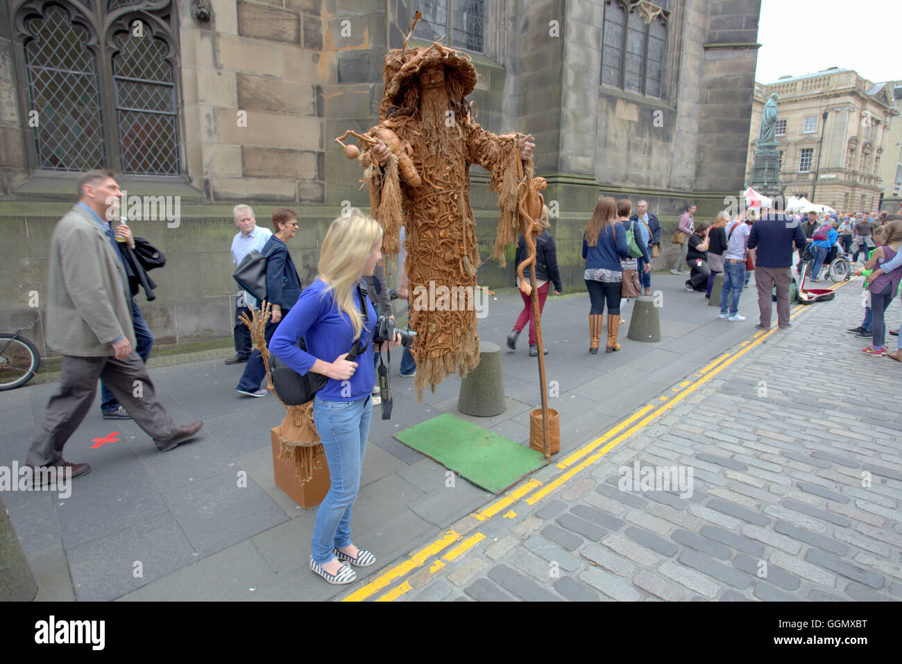 Edinburgh, Scotland, UK 5. August 2016. Bilder vom ersten Tag des Edinburgh Festival Fringe 2016, dass dieses Jahr verfügt über mehr als 3.000 unglaubliche, einzigartige und inspirierende Veranstaltungen über 05-29 August. Bildnachweis: Gerard Fähre/Alamy Live-Nachrichten Stockfoto