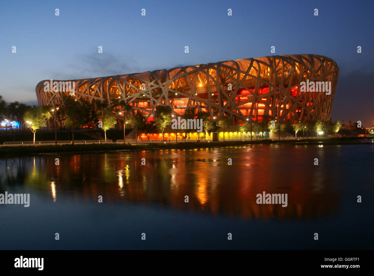 Chinas Nationalstadion oder Nest des Vogels Gastgeber der Olympischen Spiele 2008 in Peking - China Stockfoto